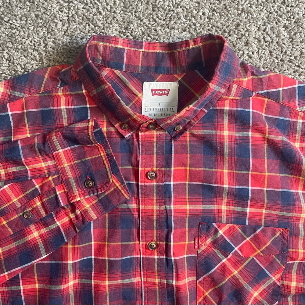 Levi’s mens Large casual plaid button down‎ shirt western preppy red office
